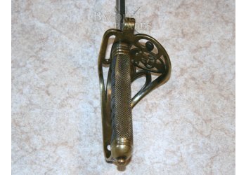 George V WW1 Infantry Officers Sword with Gothic Brass Hilt #4