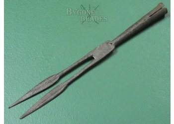 19th Century Double Headed Fishing Spear. Central-East Africa. #2510009 #2
