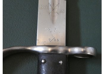 British 1879 Pattern Martini-Henry Artillery Carbine Saw Back Sword Bayonet #10