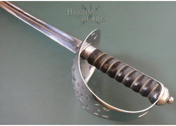 British 1892 Mk II Pattern Household Cavalry Troopers Sword. Wilkinson 1945 #9