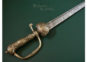 British 18th Century Saw-Back Hunting Sword. Cuttoe circa 1750 #8