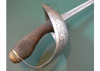 British 1912 Named WW1 Cavalry Officers Sword. Cpt. J. L. Pringle. Lothians &amp; Border Horse #8