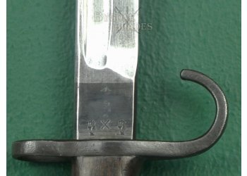 British 1907 Mk1 Hooked Quillon Bayonet. Mk1 Internal Chape Scabbard. #2207018 #12