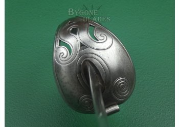 Dragoon Celtic Hilt sword