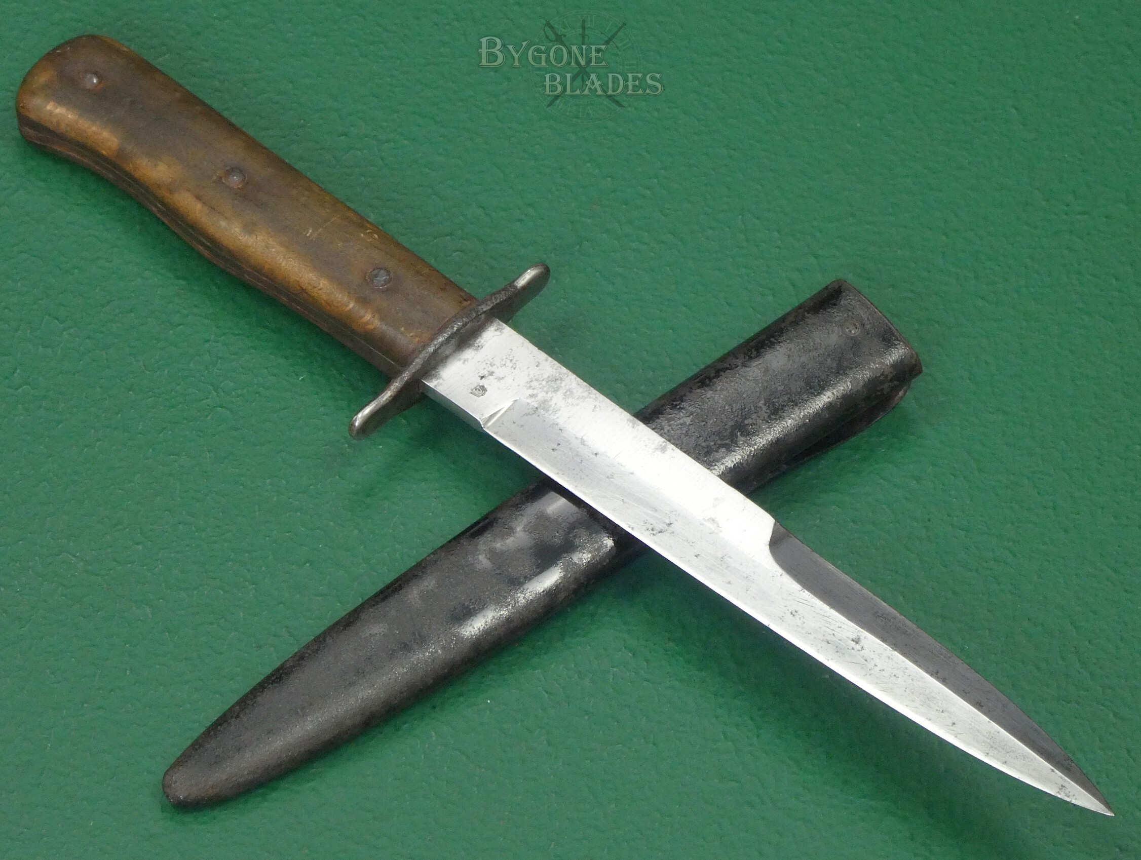 Luftwaffe boot knife