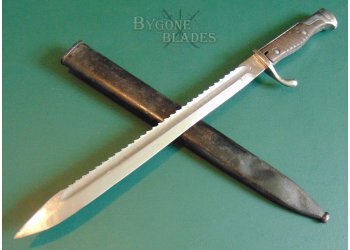 German 1915 saw tooth butchers bayonet