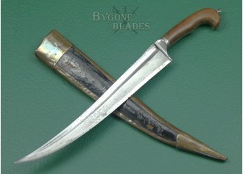 Indo-Persian pesh kabz