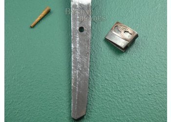 Japanese Long Wakizashi Sword. Family Mon. In Shira Saya #14