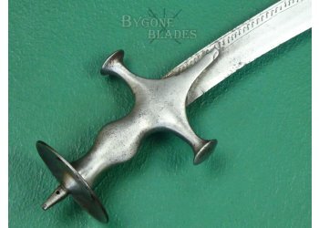 Nepalese 18th Century Fighting Kora Sword. #2407003 #5