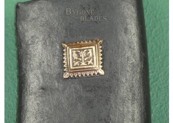 Nepalese Kukri Knife. Badged Scabbard. Early 20th Century. #2201014 #9